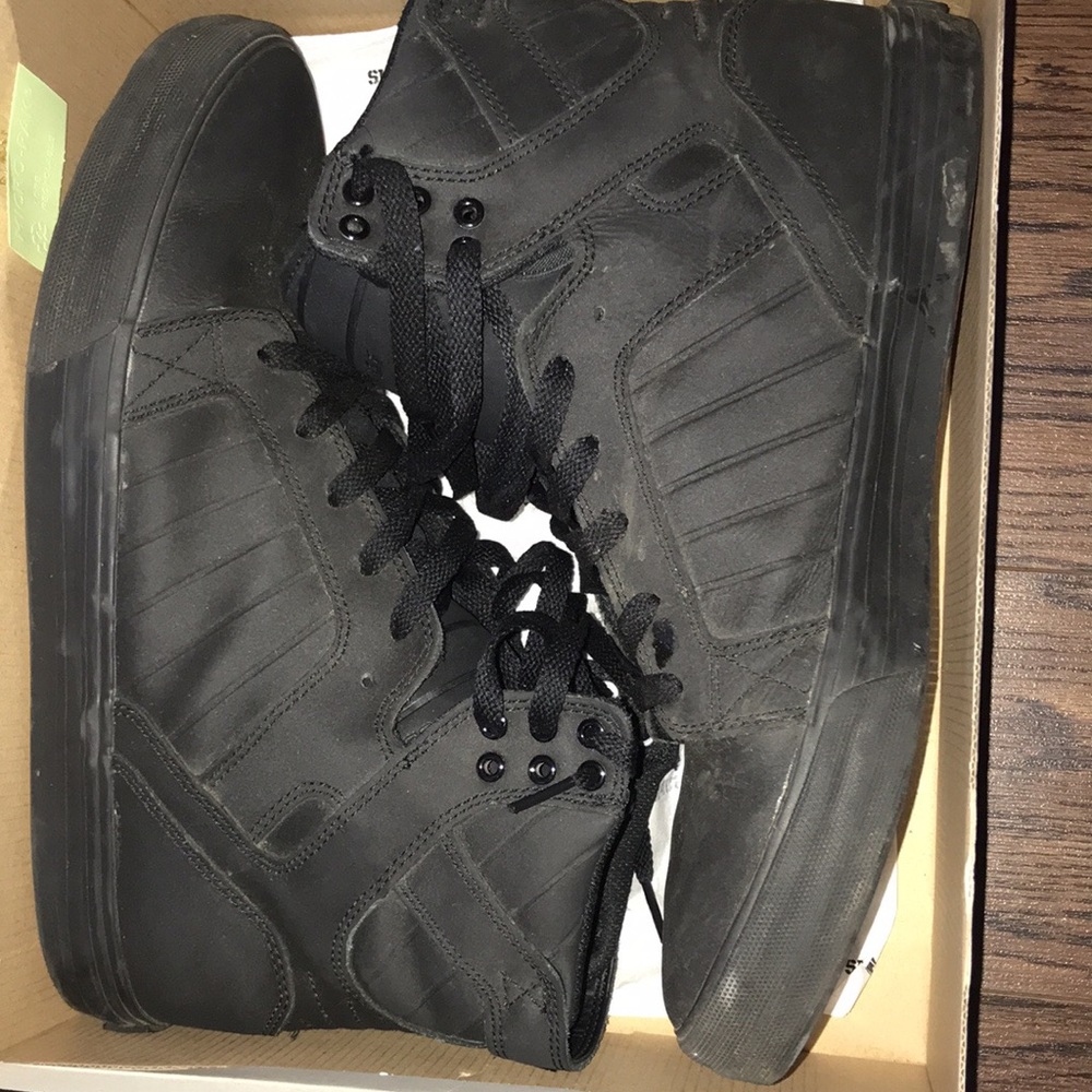 Supra